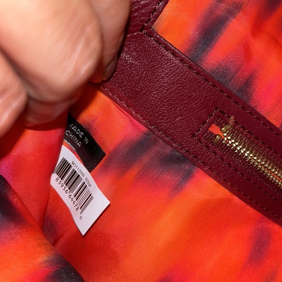 Ike new Marc By Marc Jacobs large clutch. - Picture 9 of 11